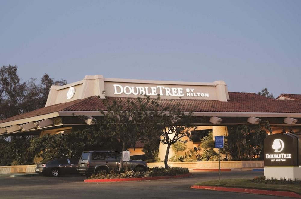 Hôtel Doubletree By Hilton Bakersfield Extérieur photo